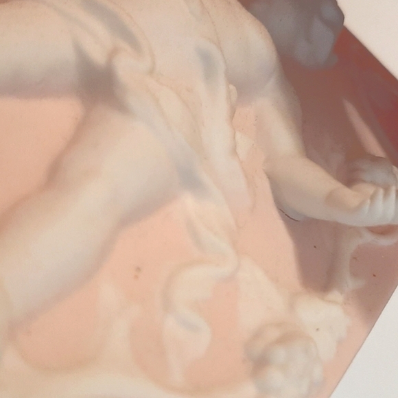 Vintage Bisque Pink & White Wall Plaques set of 4 - Picture 8 of 16